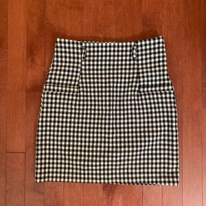 High Waisted Black & White Checkered Skirt